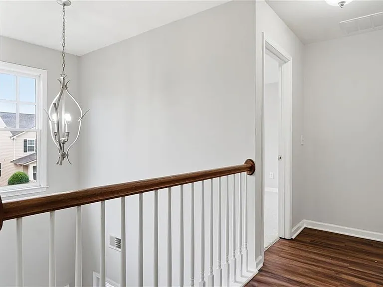3685 Silver Springs Rd — Photo 23