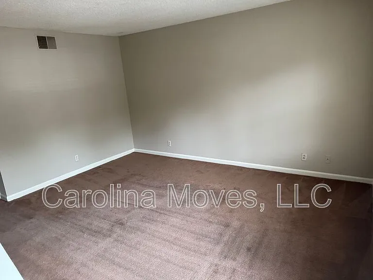 172 Pine Creek Court Ext — Photo 2