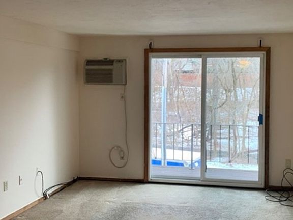 2nd image of 433 Furnace Brook Pkwy APT 5