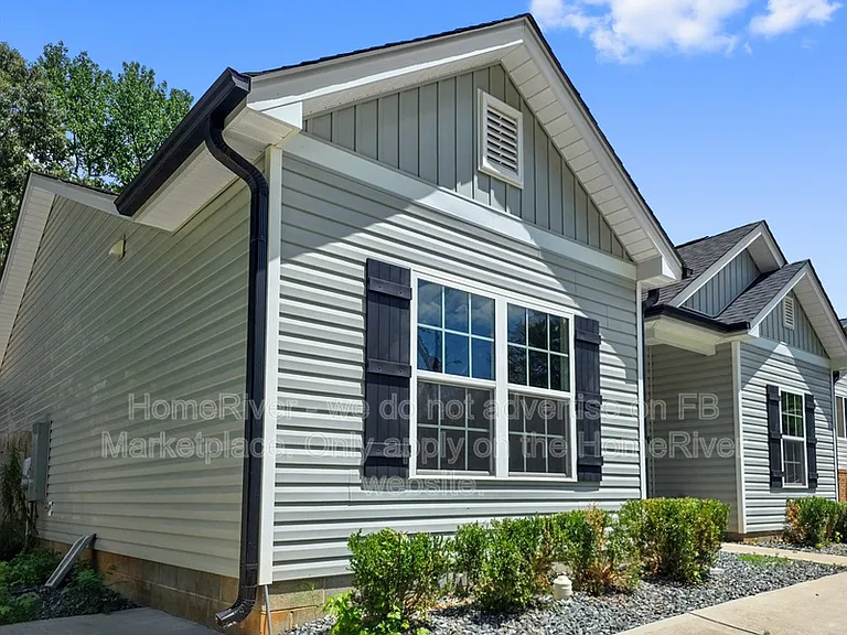 621 Northway Dr — Photo 15