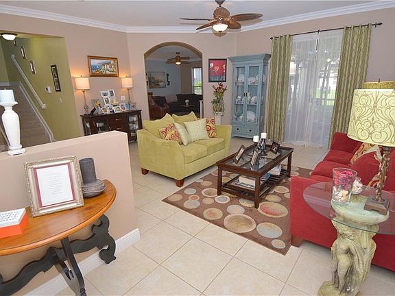3rd image of 2904 SW Venice Ct