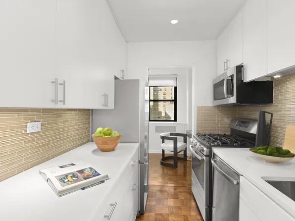 239 East 79th Street image 5 of 12