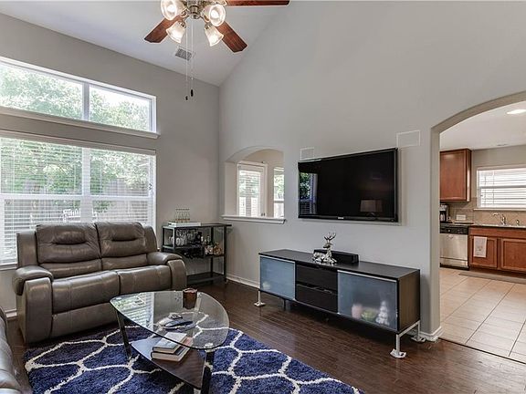 3rd image of 9416 Beechnut Dr #26