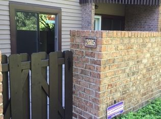 2605 Leona Ln, Coraopolis, PA 15108