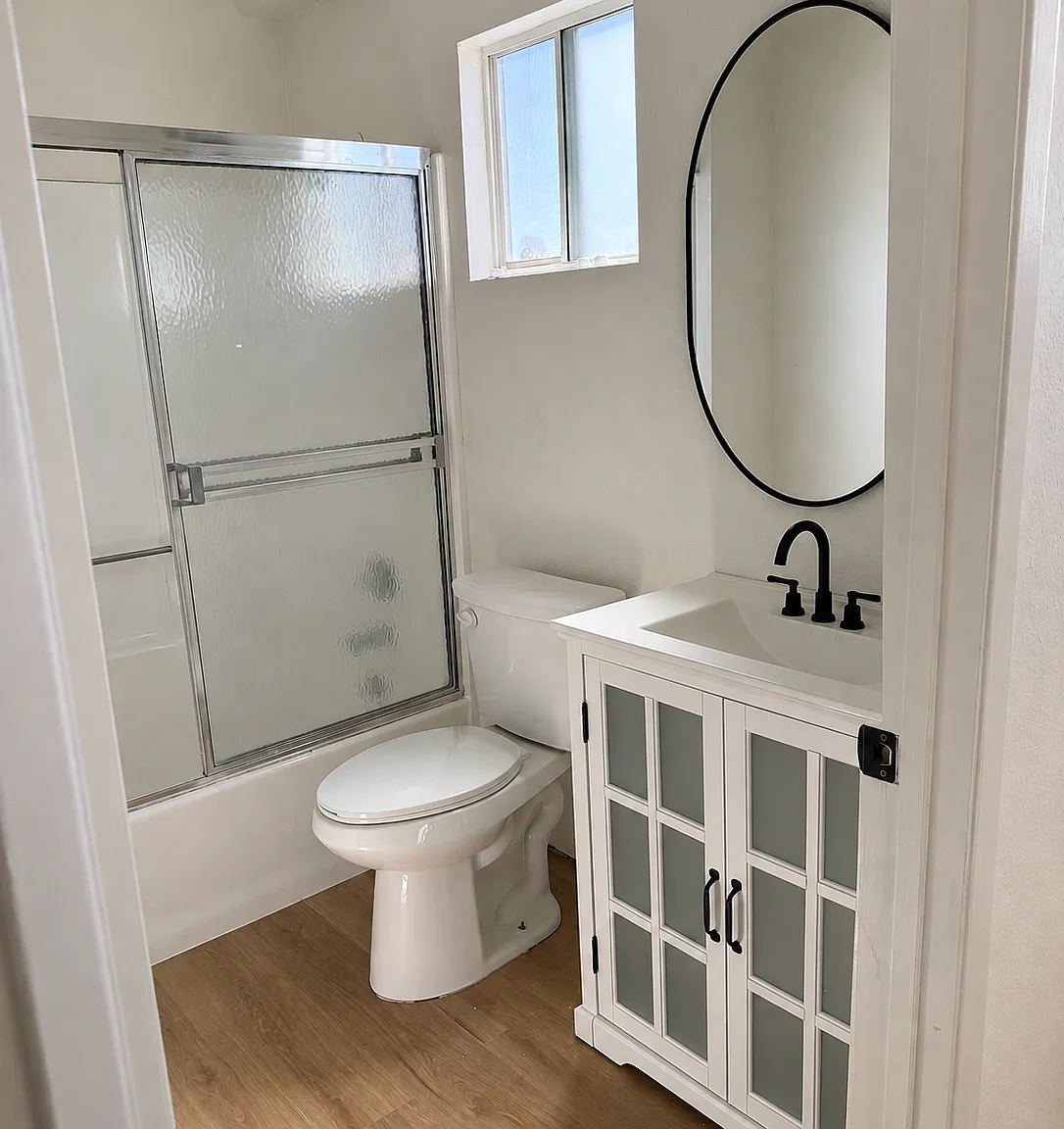 2 bed, 888 sqft, $2,500 — Photo 4