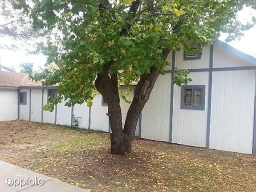 2nd image of 2513 E Dale St