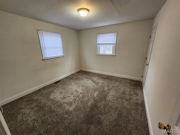 4th image of 6531 Mount Ave