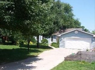 410 Franklin Blvd, Elgin, IL 60120