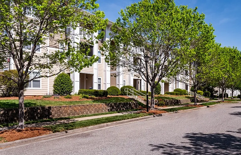 The Verandas at Lake Norman Apartments — Photo 28