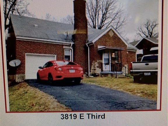 3rd image of 309 W Hudson Ave