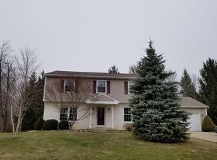 124 Roundtop Rd, Lansing, MI 48917
