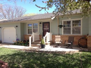 1106 S Jefferson St, Hugoton, KS 67951