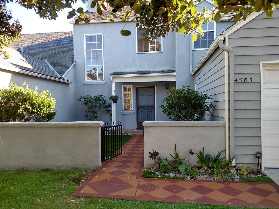 View of the front of the house