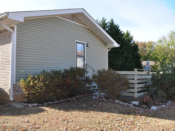 3rd image of 208 Gardenia Ave NW