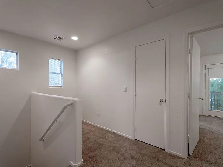 10380 Commanche Moon Ave — Photo 14