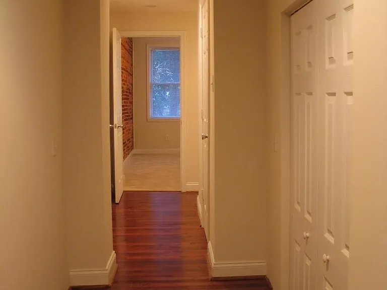 1811 E Pratt St — Photo 12