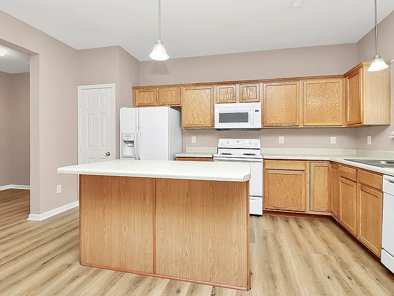 12260 Jessica Pl — Photo 11
