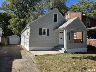 1927 S College St, Springfield, IL, 62704