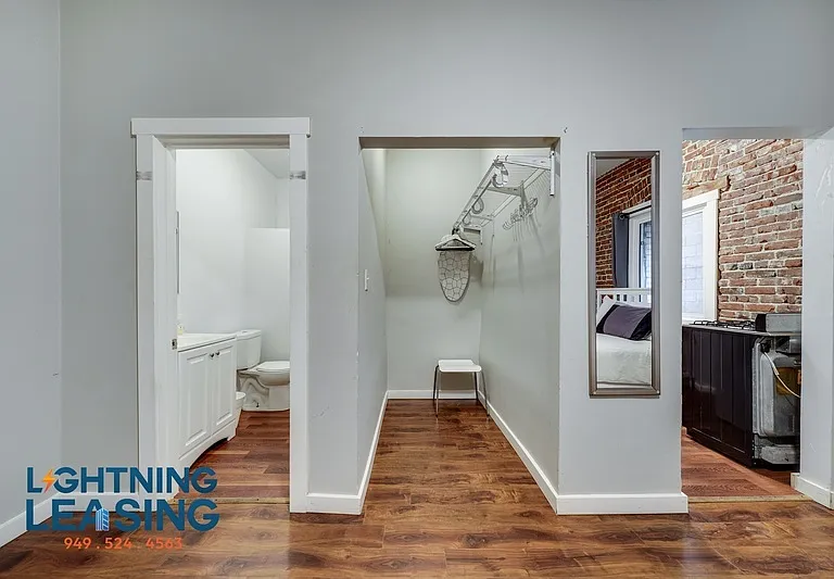 1420 S Flower St #7 — Photo 3
