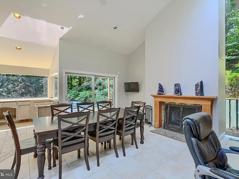 2101 Tufton Ave — Photo 14