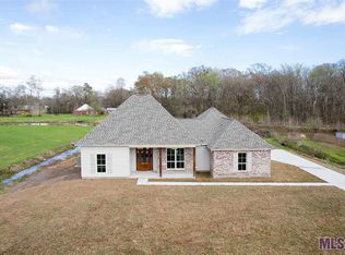 44060 Bayou Blvd, Saint Amant, LA 70774