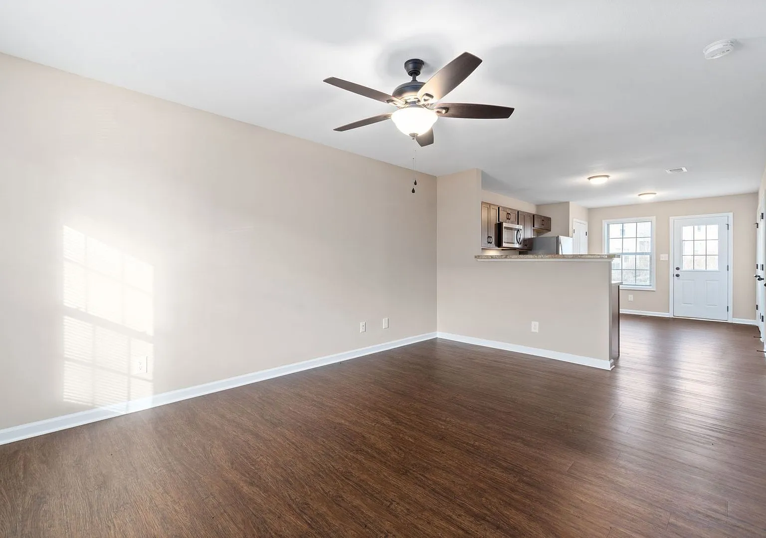 Amberjack Ct - 1489 (x4) — Photo 4