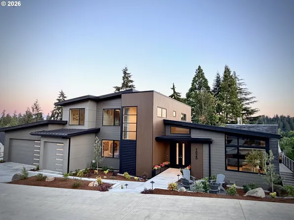 1025 Crenshaw Rd, Eugene, OR 97401