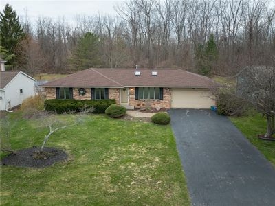 99 Chimney Sweep Ln, Rochester, NY, 14612