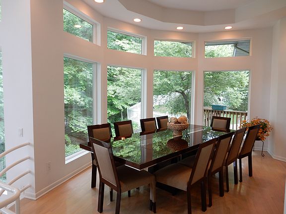 4th image of 1213 River Woods Dr