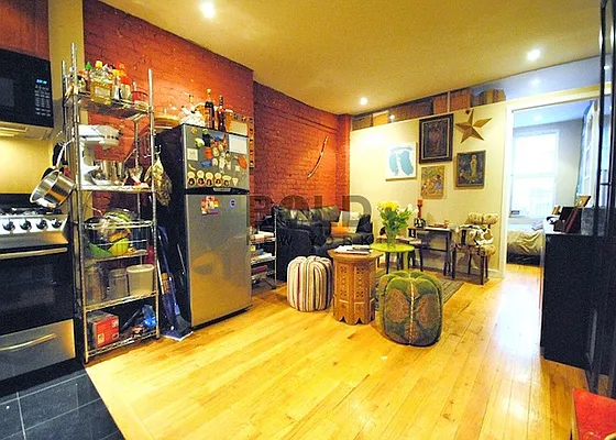 Rented by Bold New York | media 13