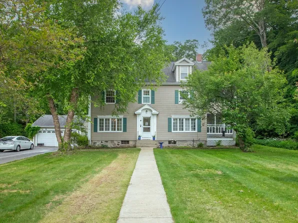 46 Klebart Ave, Webster, MA 01570