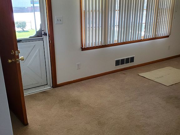 Living room/front door