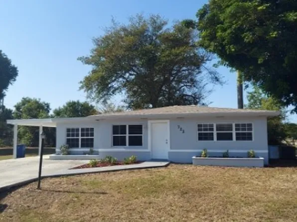722 W Cleveland Ln, Lehigh Acres, FL 33936
