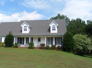 24 Kylewood Dr, Lawrenceburg, TN 38464