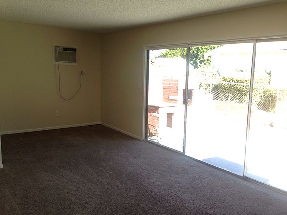 4th image of 1730 W 20th St