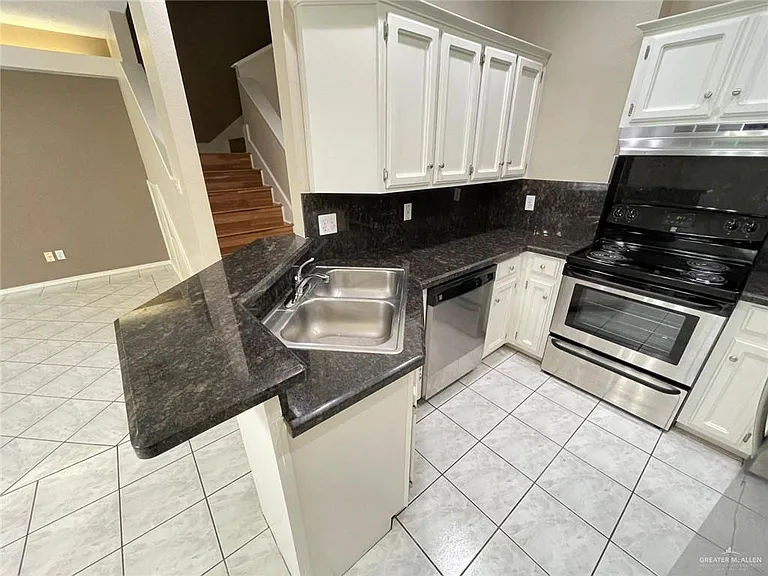 4120 N 12th St #8 — Photo 6
