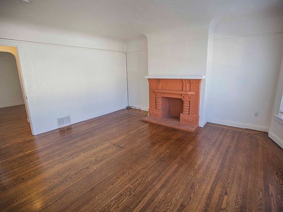 4th image of 134 San Diego Ave