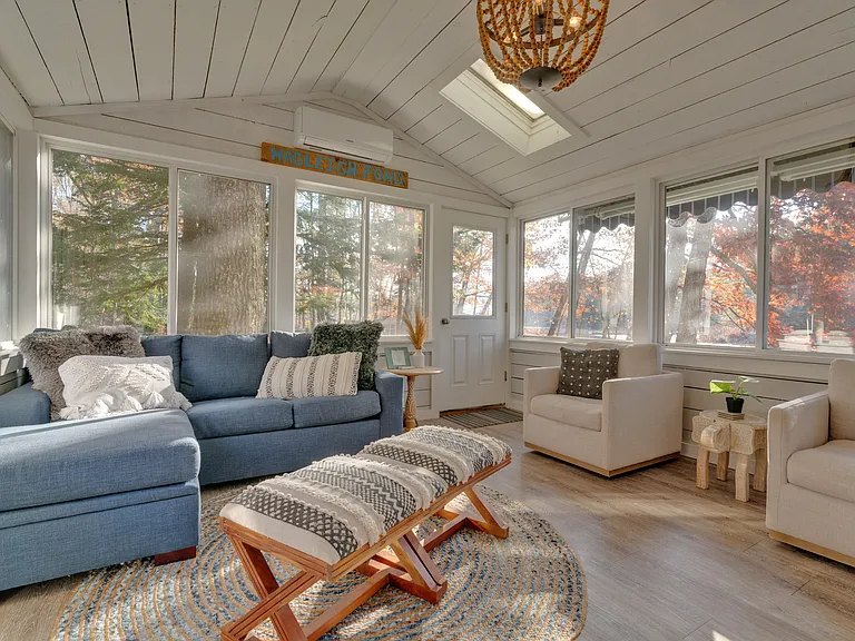 228 Wadleigh Pond Rd — Photo 3
