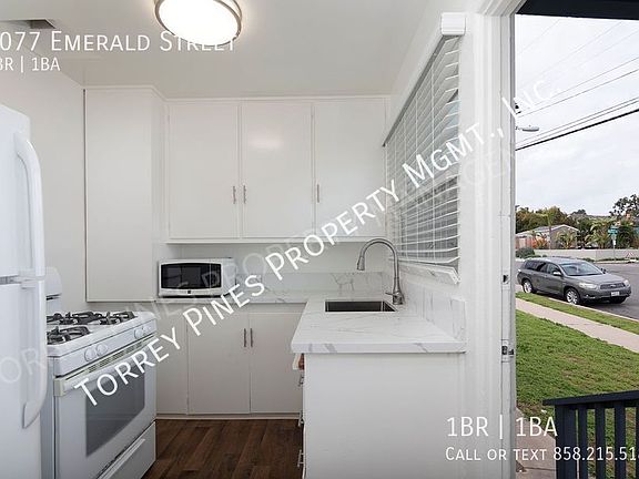 4th image of 2077 Emerald St