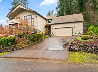 747 Holbrook Ln, Creswell, OR 97426