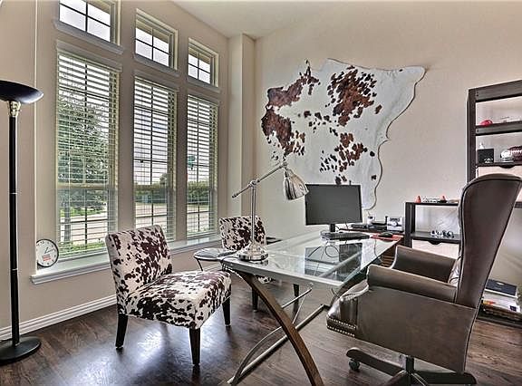 5th image of 2501 Lincolnshire Ln