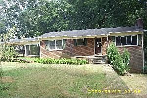 4th image of 2128 Dana Pl