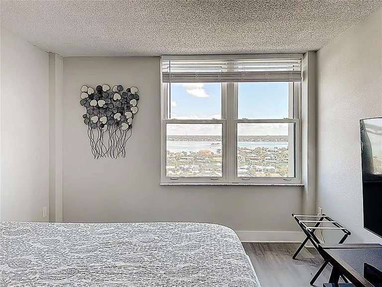 400 Island Way #1411 — Photo 36