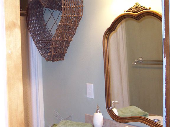 upstairs guest Bathroom