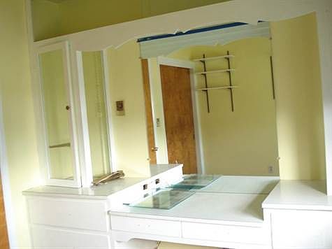 4th image of 2900 Capewood Ct