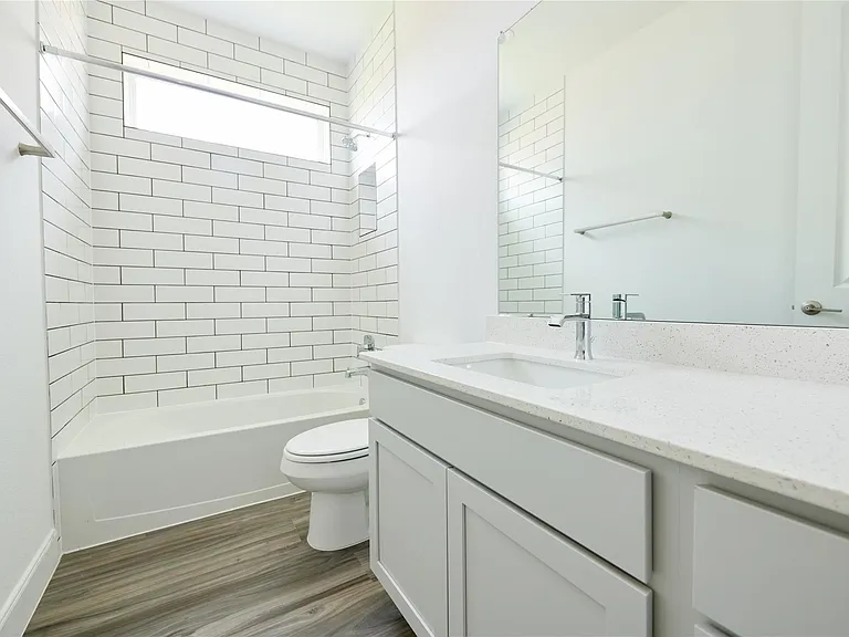 8402 Yellow Fin Ct — Photo 11