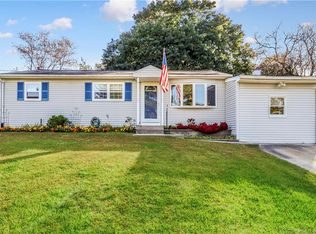 19 Dartmouth Rd, New Milford, CT 06776