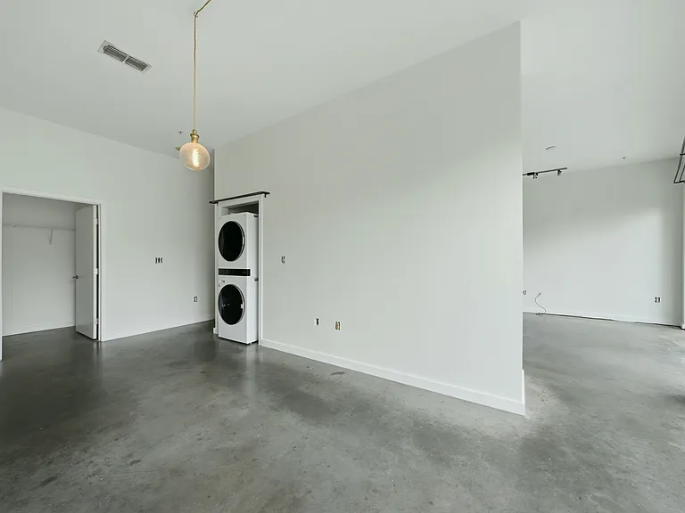 333 Nelson St SW #225 — Photo 18