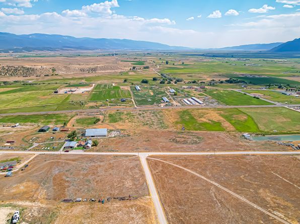1250 E 200 N, Moroni, UT 84646