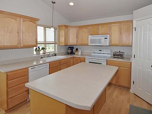 2nd image of 5622 W Morning Light Dr